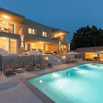Levlante Villa
