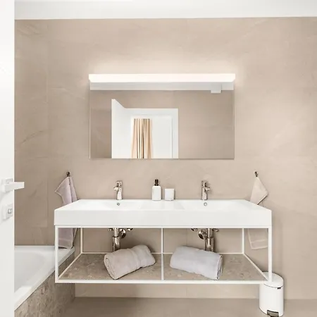 Levlante Villa *