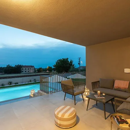 Levlante Villa *