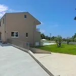 Levlante 别墅 坎法奈尔