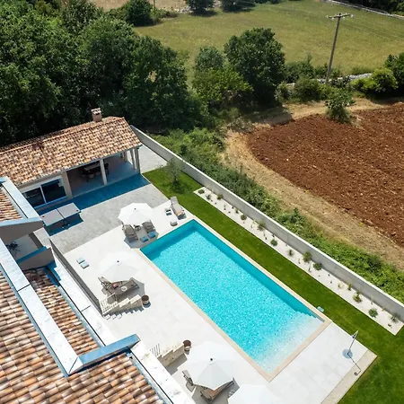 Villa Levlante *